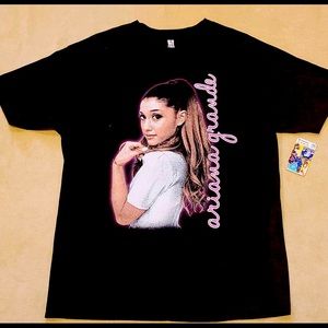 Ariana grande concert T-shirt